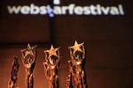 Wspaniałe prezenty pod choinkę – Marka WINIARY potrójnie nagrodzona na Webstarfestival